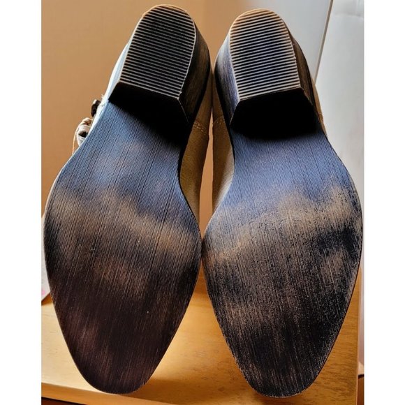 Big Buddha Cowgirl Ankle Booties NWT SZ 6. Beige Metallic Gold Finish western - Picture 10 of 13